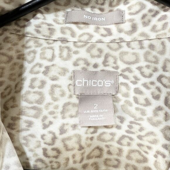 Chico’s Size 2 US 12/14 No Iron Leopard Print Pocket Detail Shirt Beige Classic - Picture 4 of 8